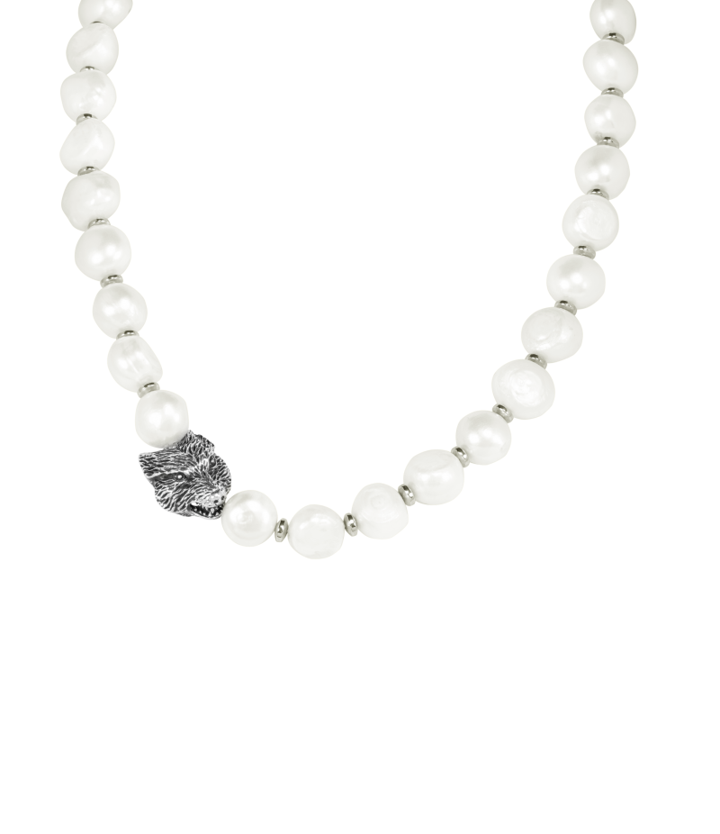 Alia for You freshwater pearl necklace with 925 sterling silver wolf head pendant