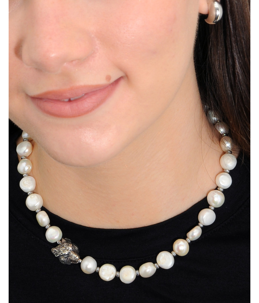 Alia for You freshwater pearl necklace with 925 sterling silver wolf head pendant